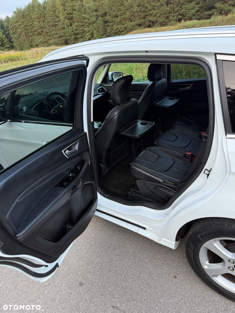 Ford S-Max - 23