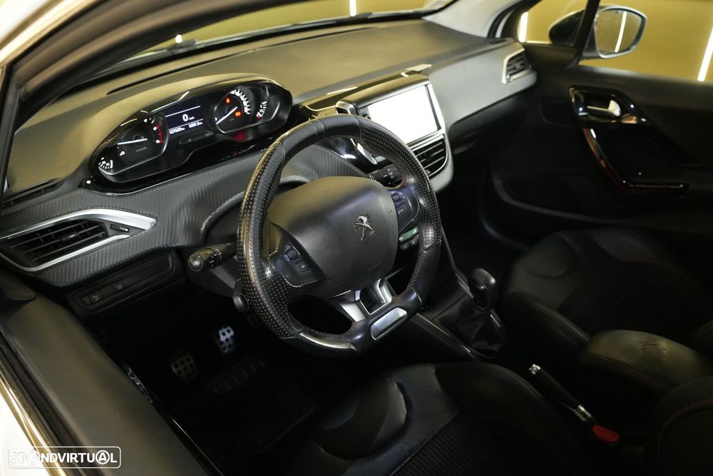 Peugeot 208 1.5 BlueHDi GT Line - 21