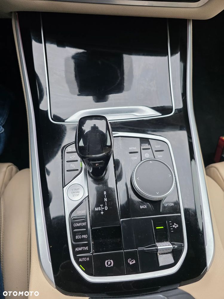 BMW X5 xDrive40d - 9