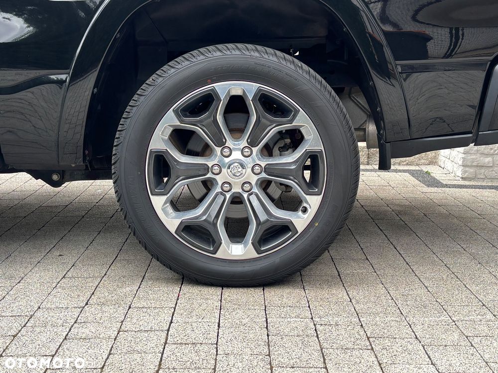 RAM 1500 Crew Cab Laramie - 36
