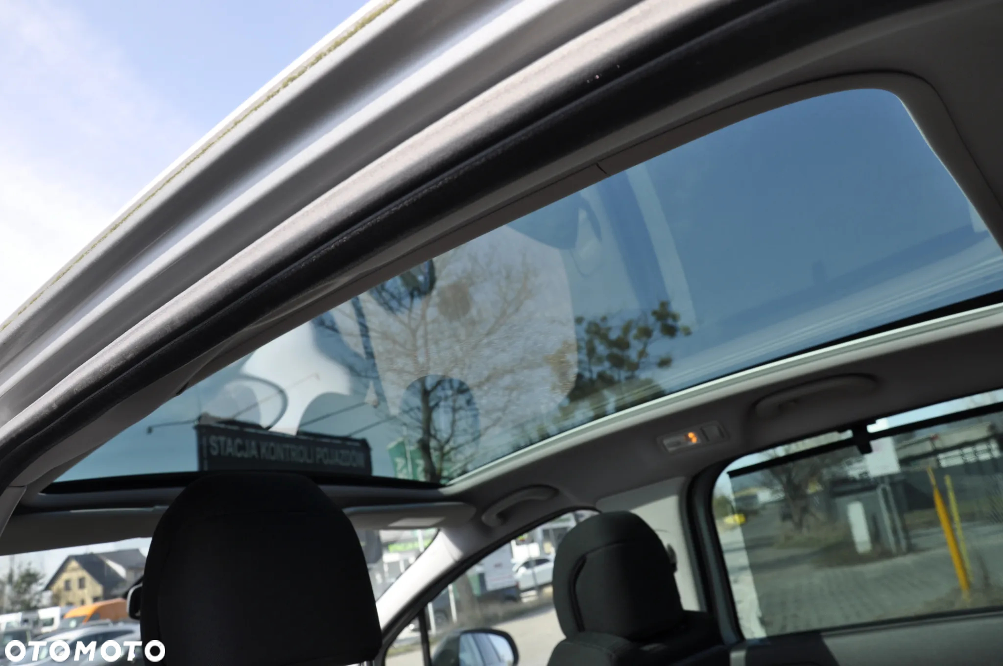 Peugeot 5008 1.6 THP Business Line - 24