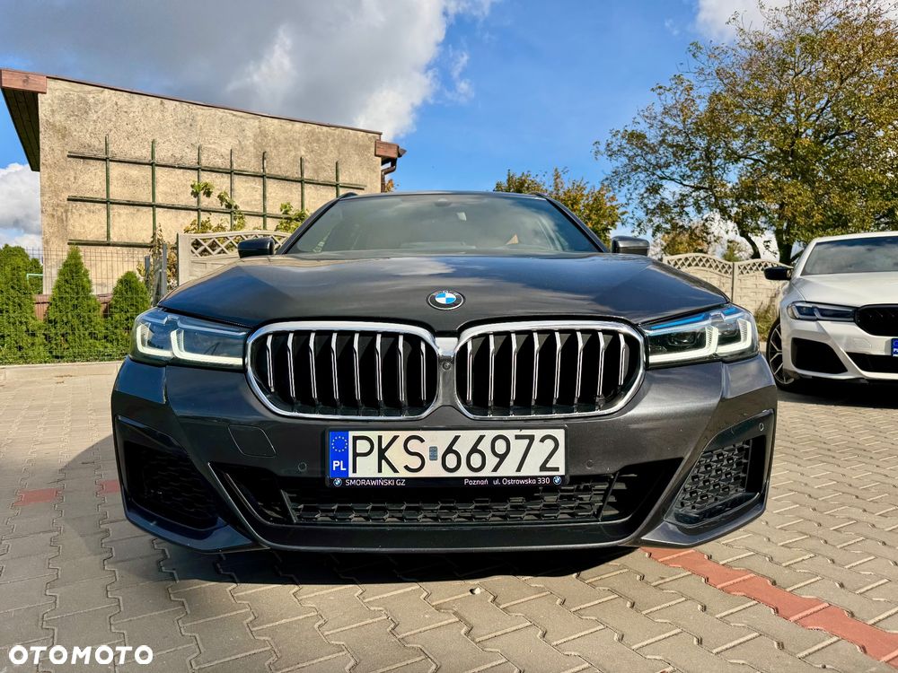 BMW Seria 5 530i Touring M Sport Edition - 10