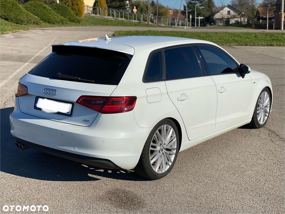 Audi A3 Sportback 2.0 TDI (clean diesel) quattro S tronic Ambition - 1