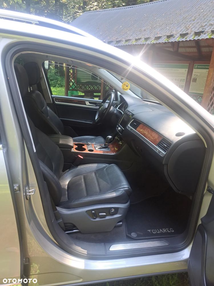 Volkswagen Touareg - 11