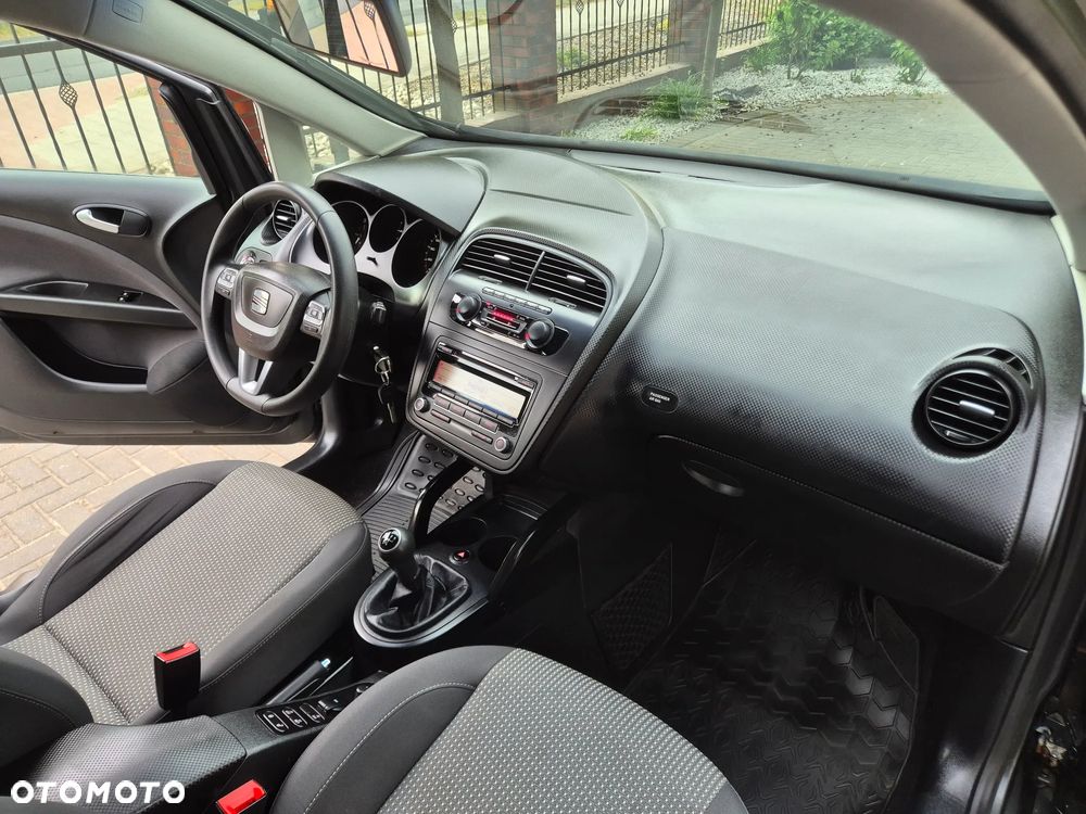 Seat Altea XL 1.6 TDI DPF CR Ecomotive Style Copa - 16