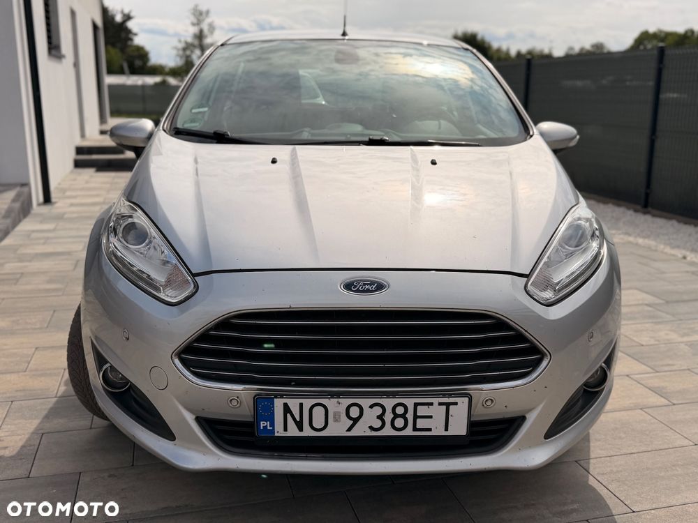 Ford Fiesta - 12