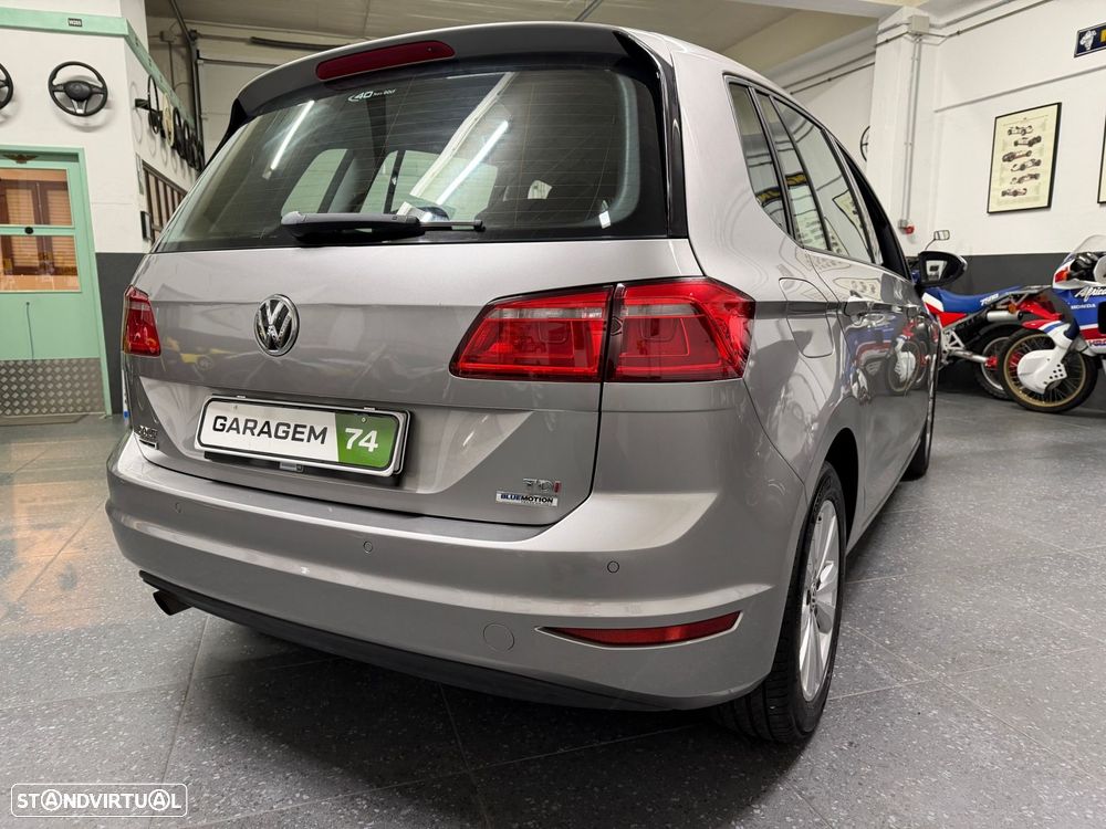 VW Golf Sportsvan 1.6 TDI Confortline BlueMotion - 26