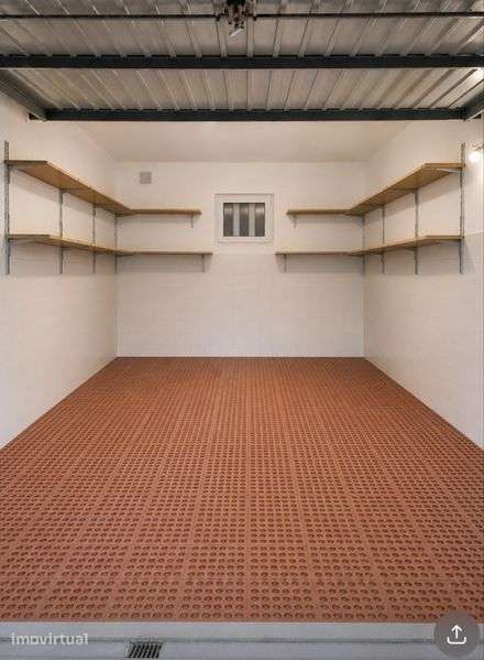Garagem Fechada 15 m² com Eletricidade - Grande imagem: 2/3