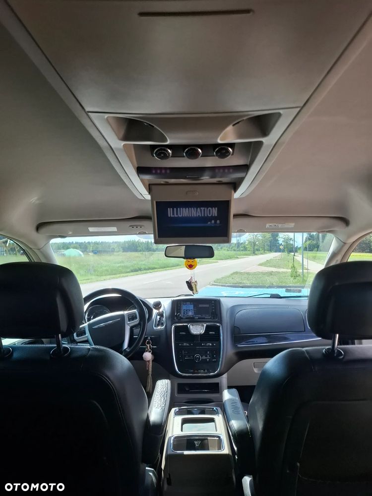 Chrysler Town & Country 3.6 Touring - 10