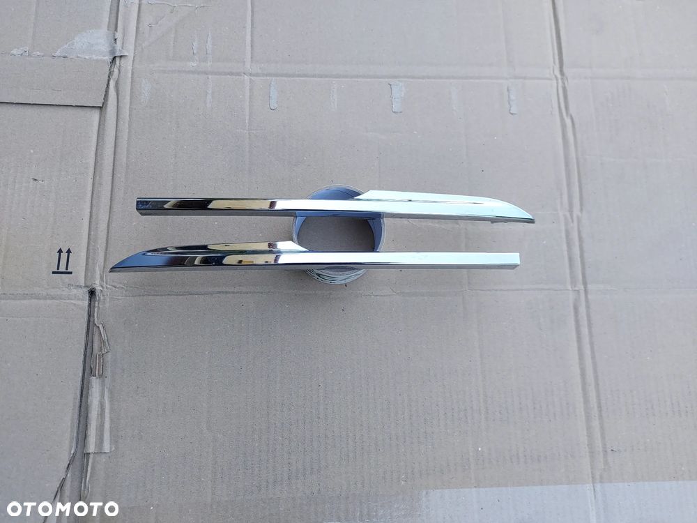 Ssang Yong Tivoli Lift 19- Listwa Zderzaka Przód Chrom L+R - 3