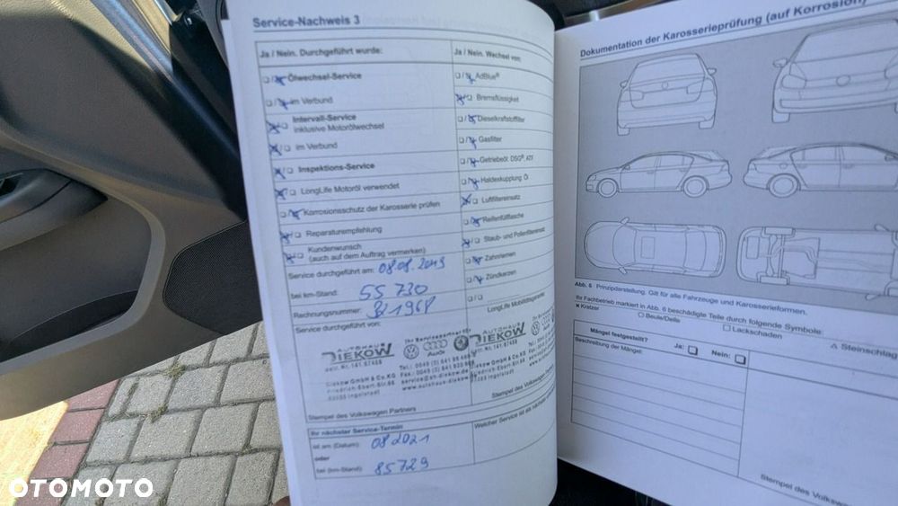 Volkswagen Touran - 10