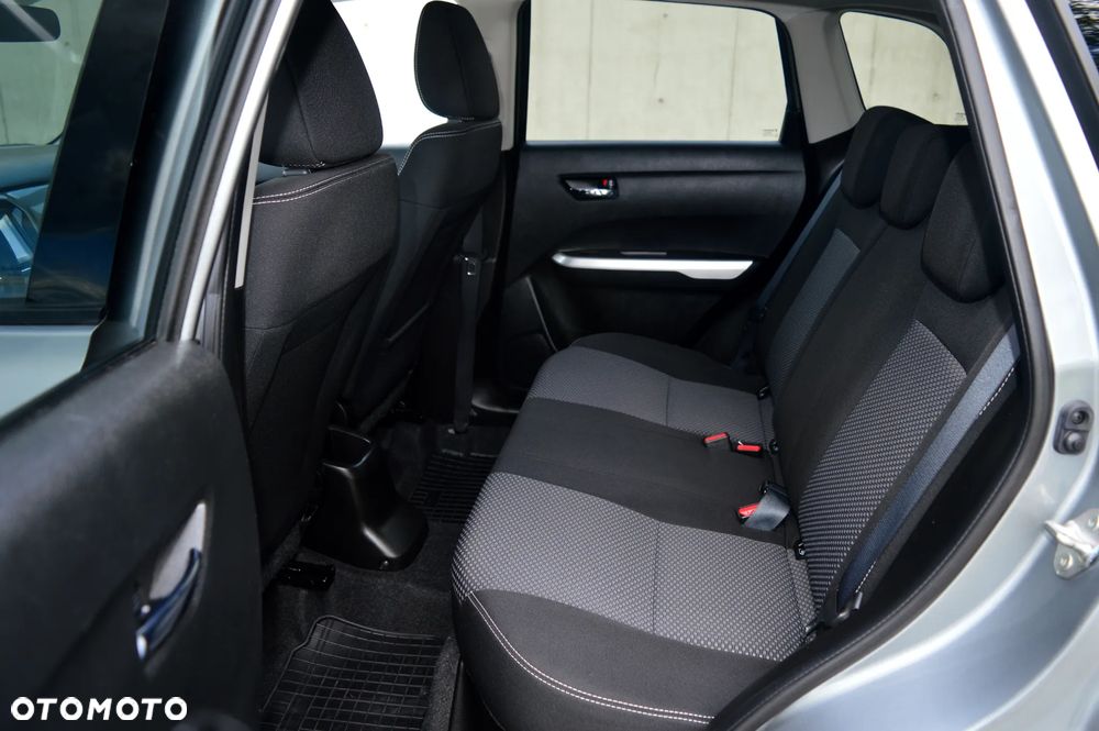 Suzuki Vitara - 11
