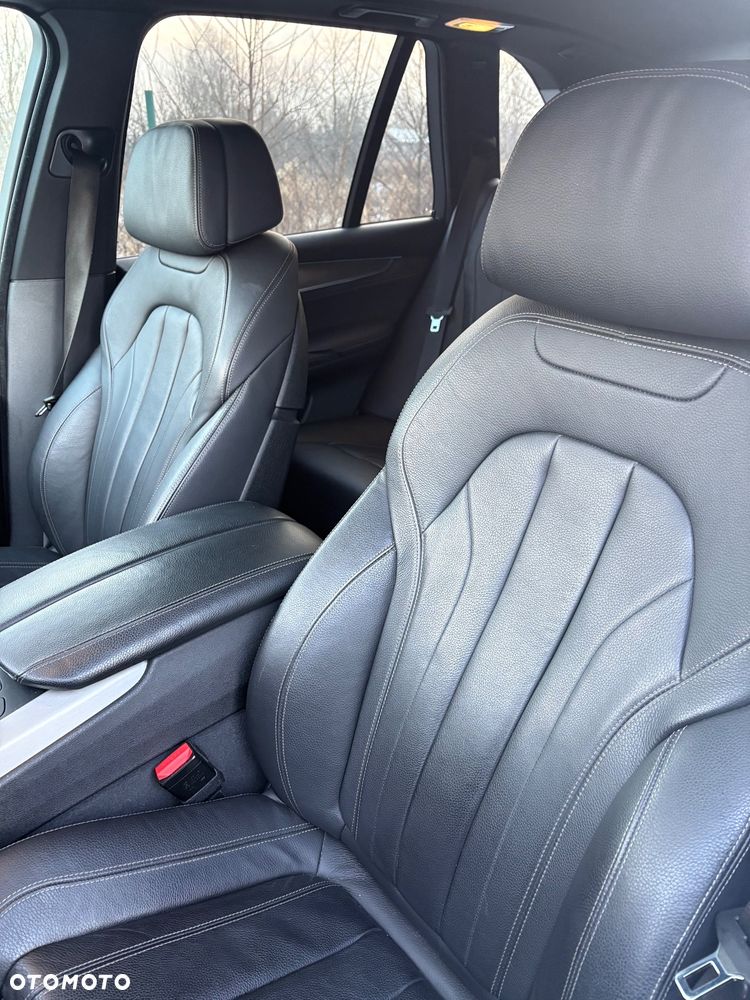 BMW X5 xDrive30d - 16