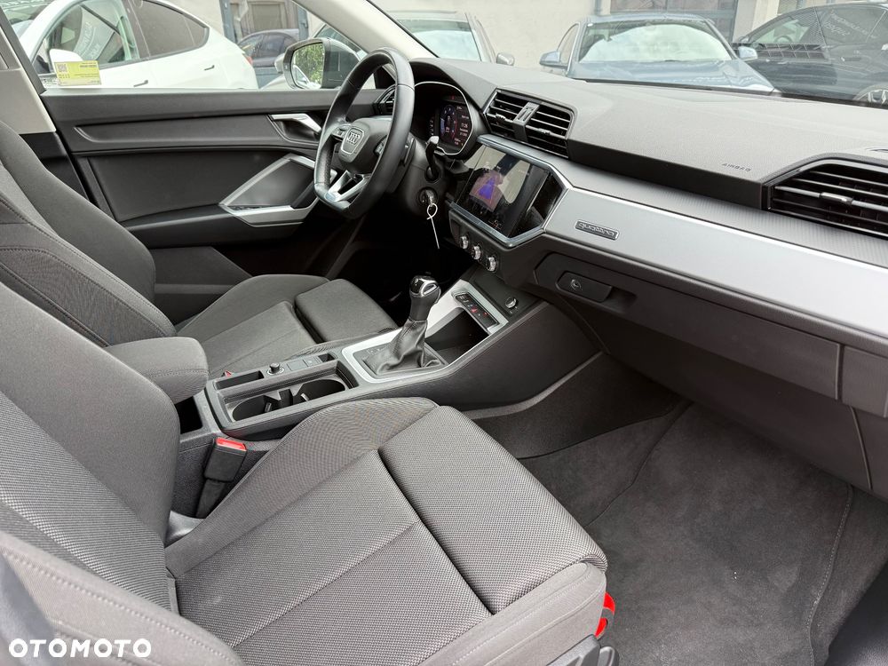 Audi Q3 40 TDI Quattro S Line S tronic - 21