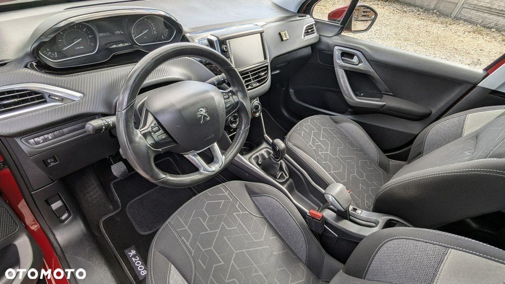 Peugeot 2008 - 14