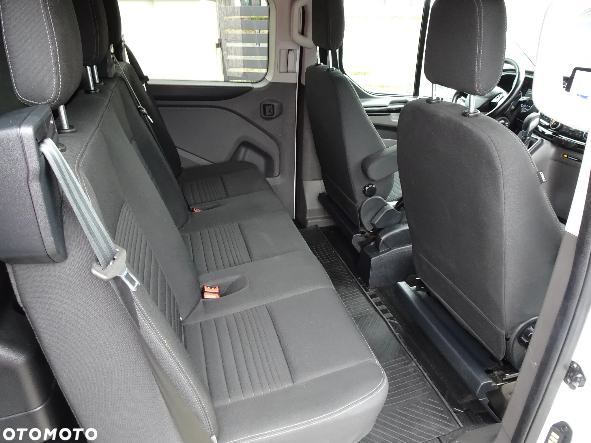 Ford Transit Custom 320 L2H1 Limited (bryg.) - 16