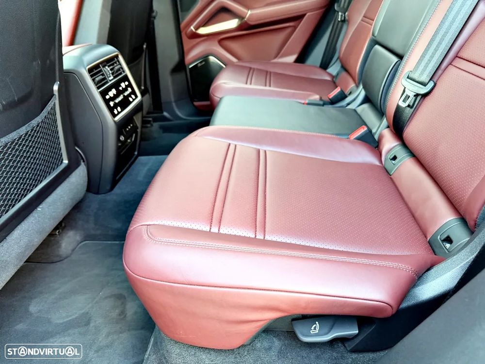 Porsche Cayenne Turbo E-Hybrid - 30