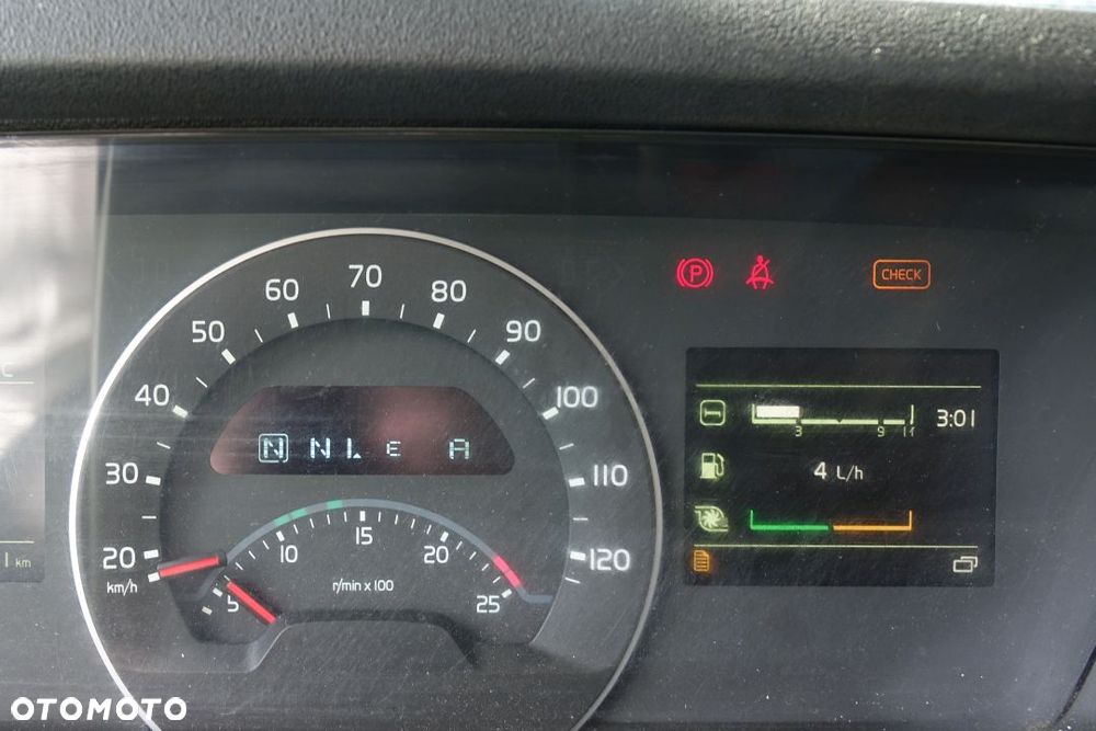 Volvo FH 500 GLOBETROTTER / EURO 6 / STANDARD / AUTOMAT / HYDRAULIKA / ALCOA - 26