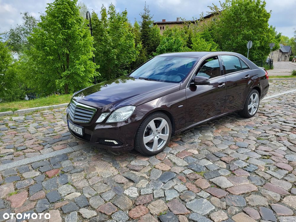 Mercedes-Benz Klasa E 220 CDI DPF BlueEFFICIENCY Automatik Elegance - 1