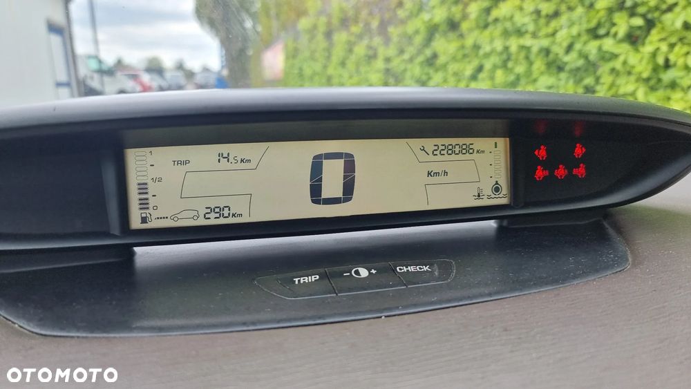 Citroën C4 1.6 16V Impress - 15