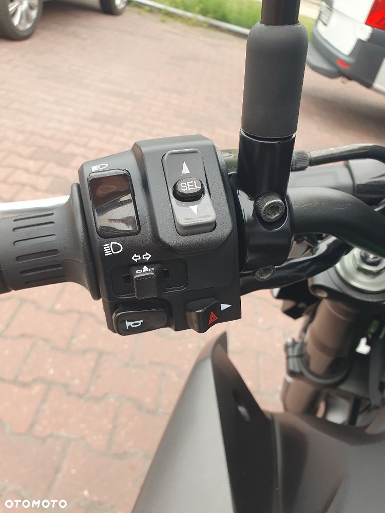 Kawasaki Z 900 - 20