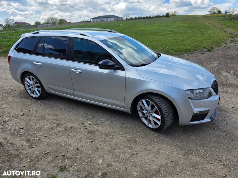 Skoda Octavia 2.0 TDI DSG RS - 18