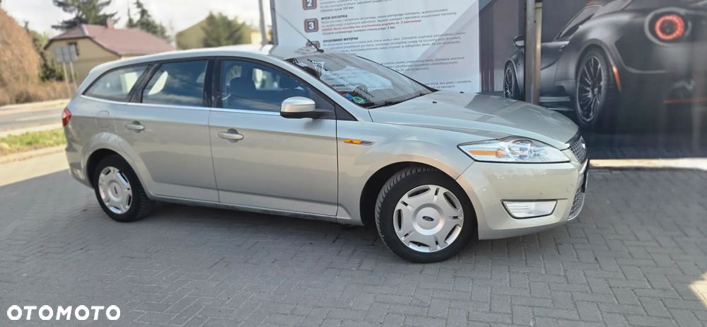Ford Mondeo 2.0 TDCi Ghia - 14