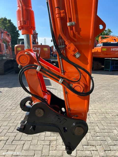 Hitachi ZX 250LCN-6 - 23