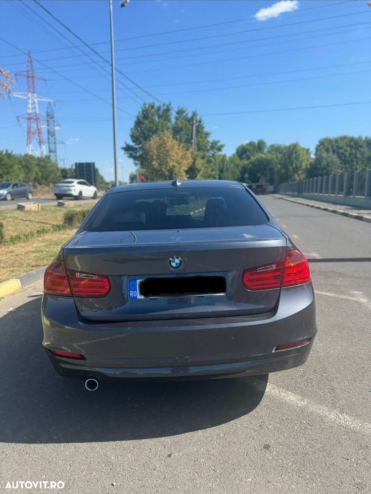 BMW Seria 3 320d Efficient Dynamic Edition Aut. - 3
