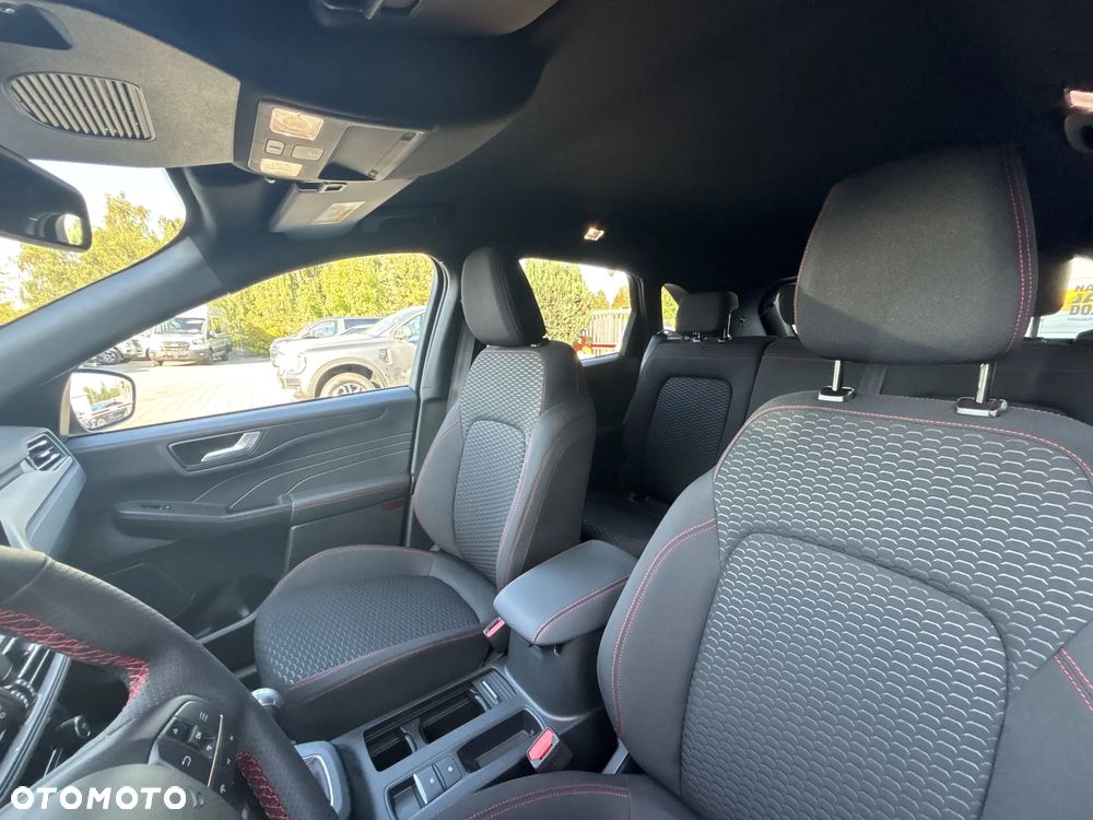 Ford Kuga - 17