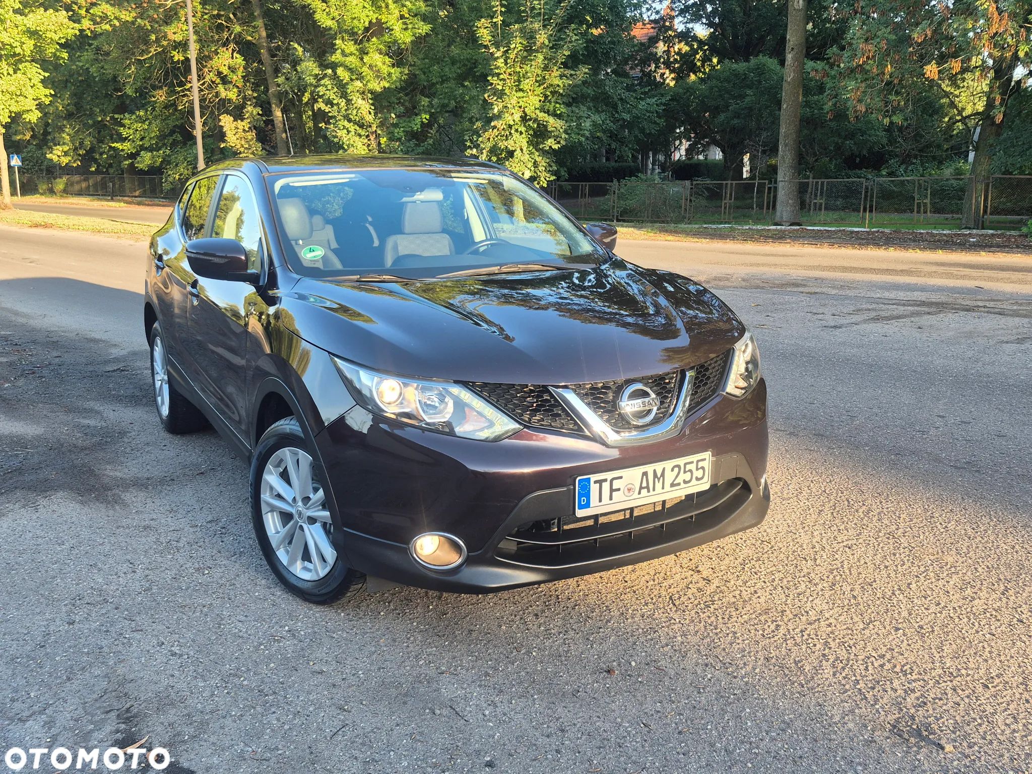 Nissan Qashqai 1.2 DIG-T N-Connecta - 1