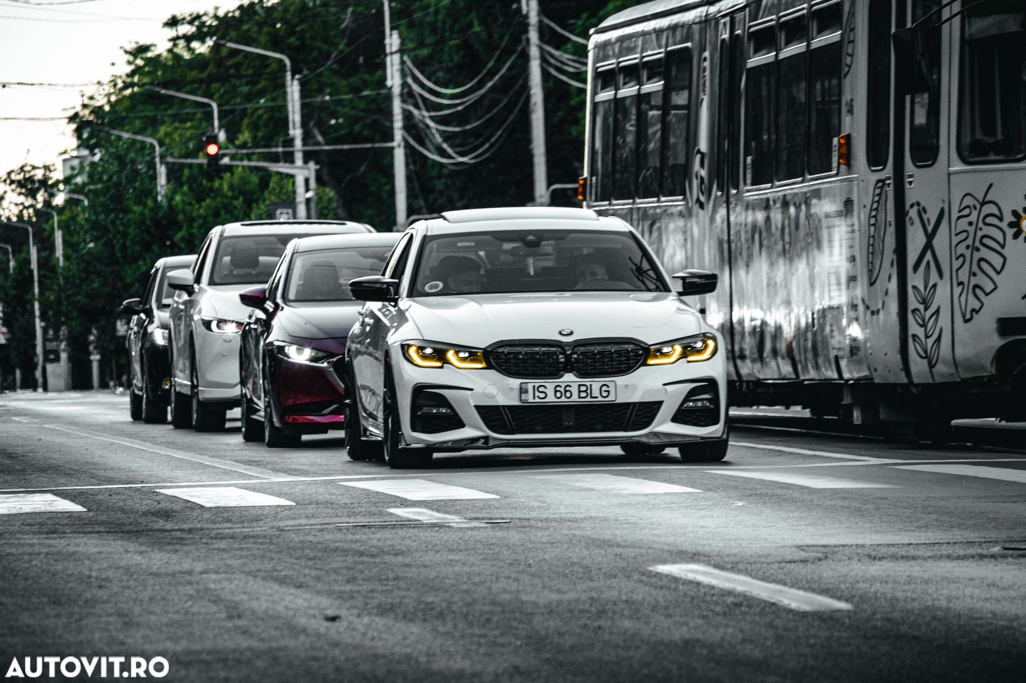 BMW Seria 3 330i AT M Sport - 1