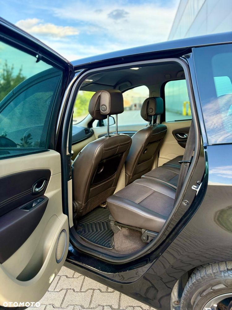 Renault Scenic 1.4 16V TCE Privilege - 8
