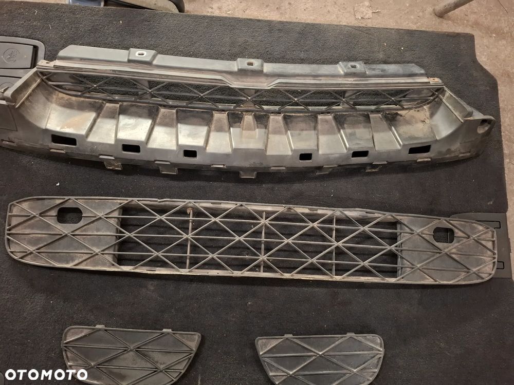 BMW x5 e70 M PAKIET 07-10r  KRATKI ZDERZAKA LEWA PRAWA - 3