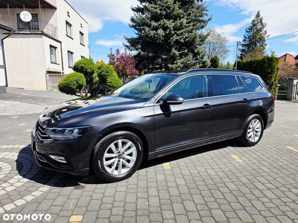 Volkswagen Passat Variant 2.0 TDI EVO Elegance DSG - 20