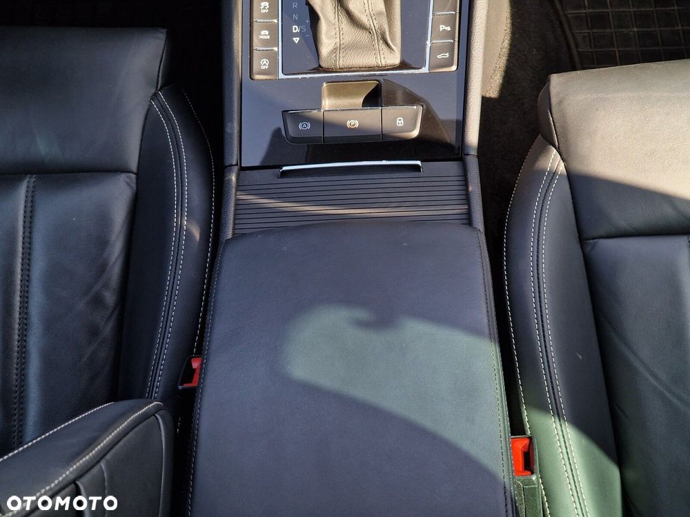 Skoda Superb 2.0 TDI SCR 4x4 L&K DSG - 21