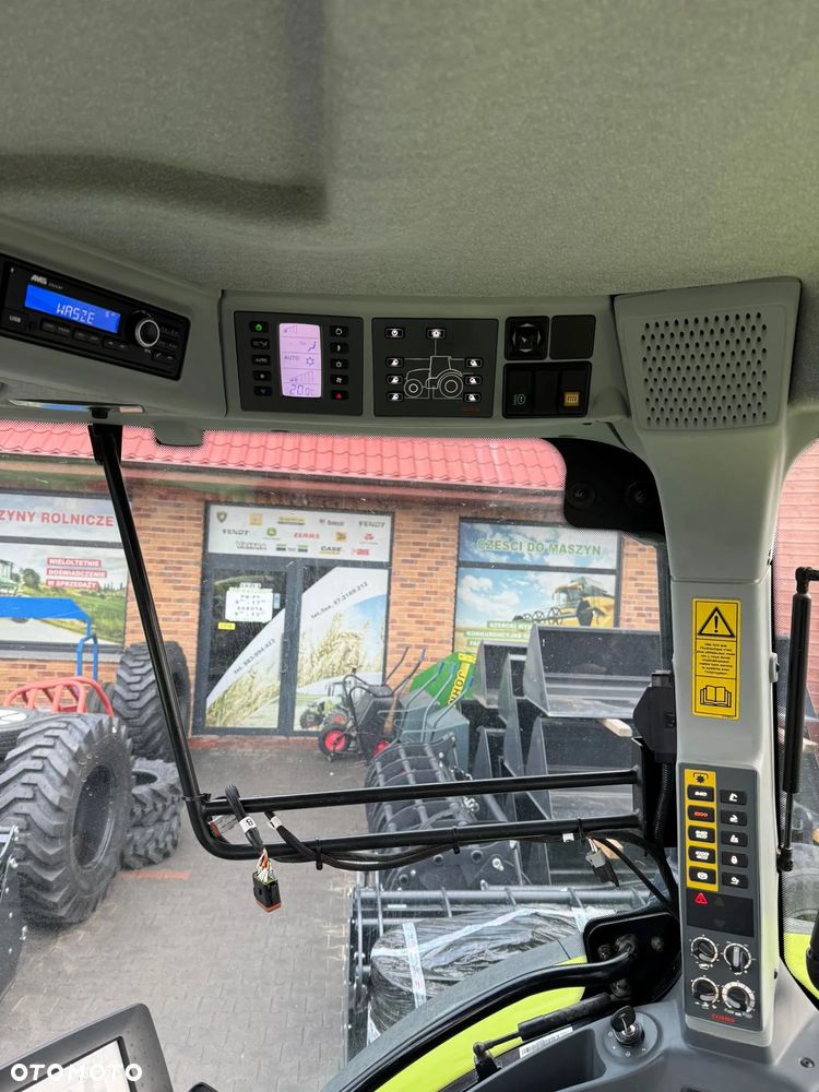 Claas ARION 640 CEBIS  650 660  JOHN DEERE 6930 - 23