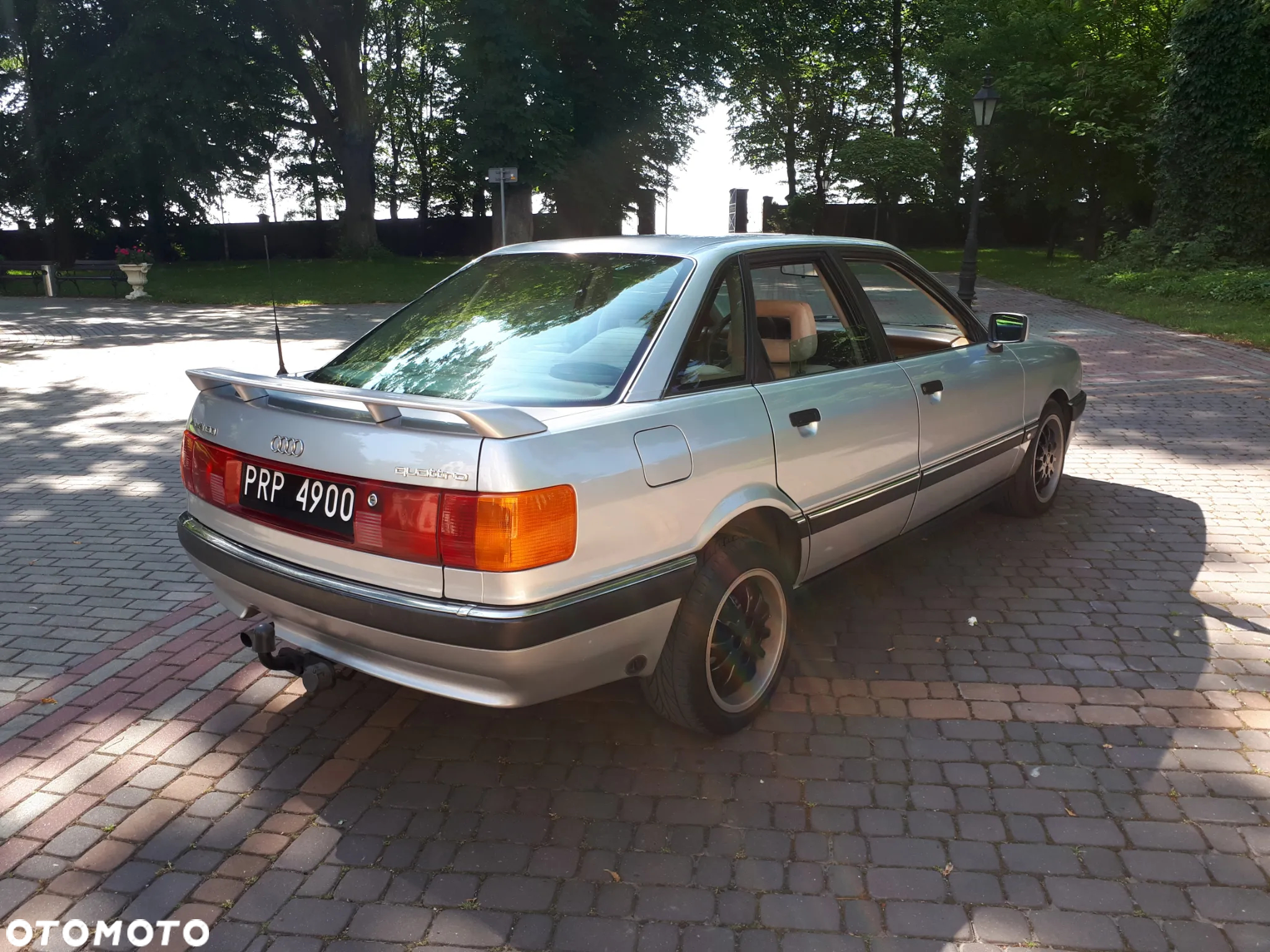 Audi 90 2.0 - 14