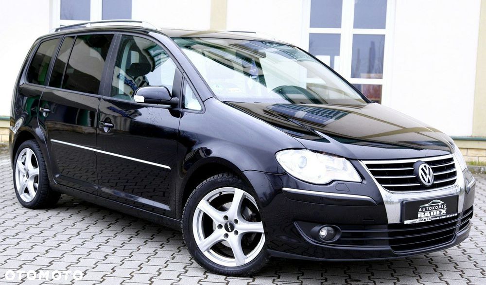 Volkswagen Touran 2.0 TDI Highline - 17