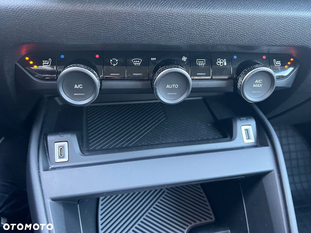 Citroën C4 1.2 PureTech Feel Pack S&S EAT8 - 34