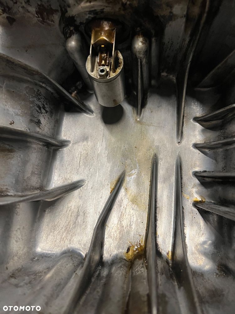 Miska olejowa Mercedes w202 1.8benzyna - 5