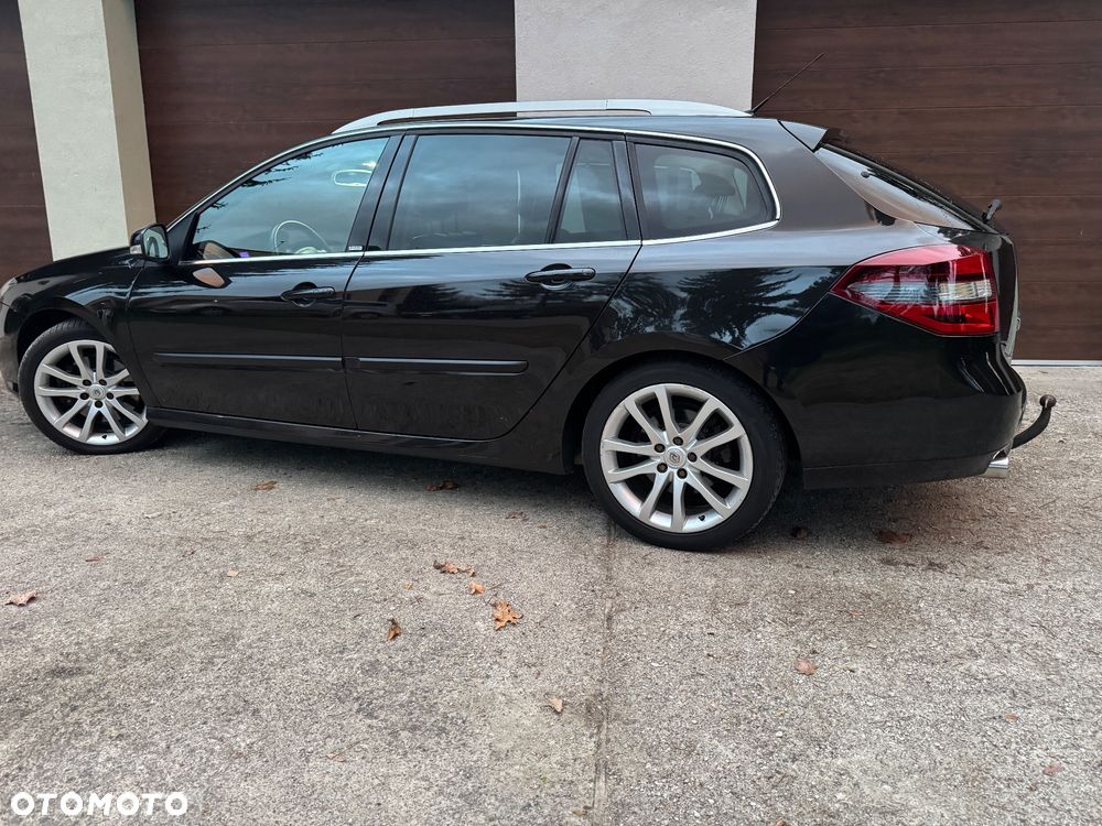 Renault Laguna dCi 175 FAP GT - 14