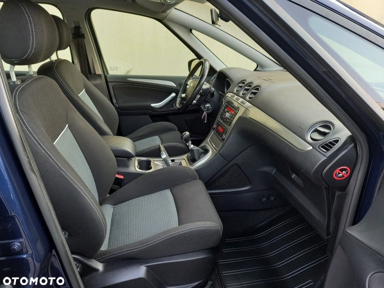 Ford S-Max - 18
