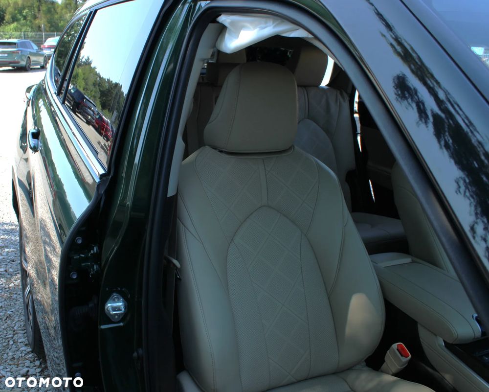 Toyota Highlander 2.5 Hybrid Executive - 34