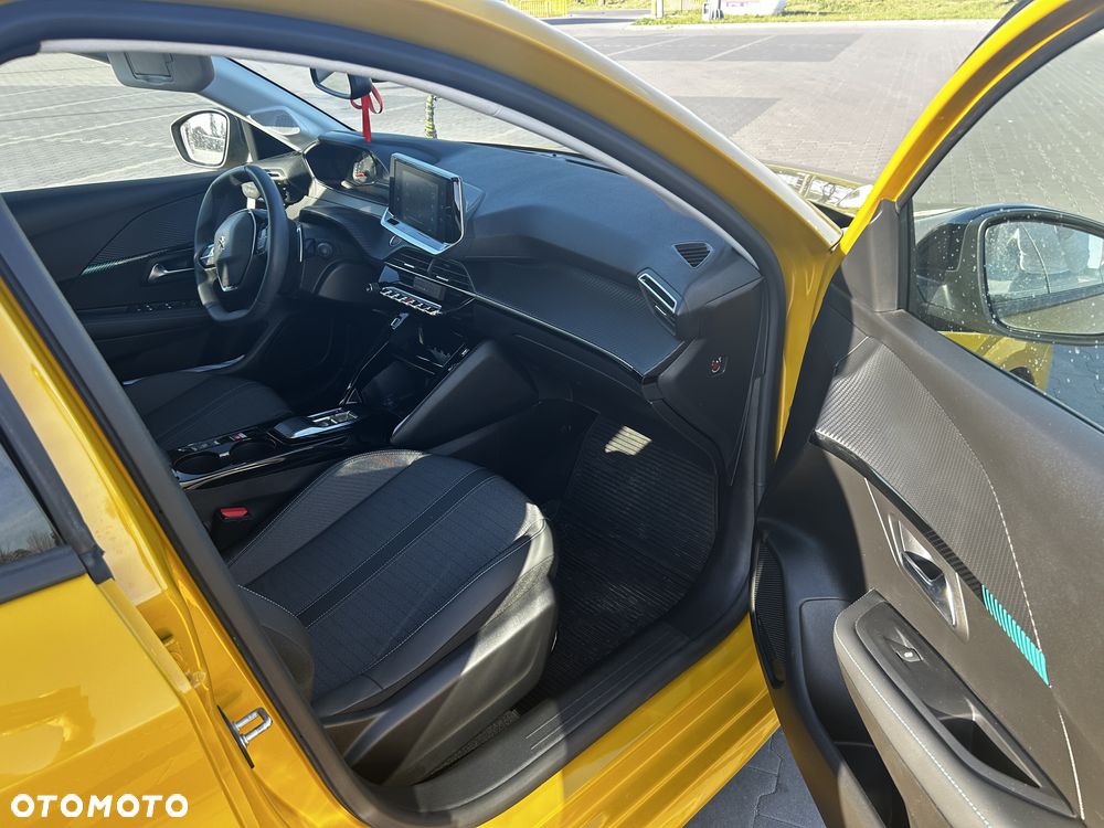 Peugeot 208 1.2 PureTech Allure S&S EAT8 - 4