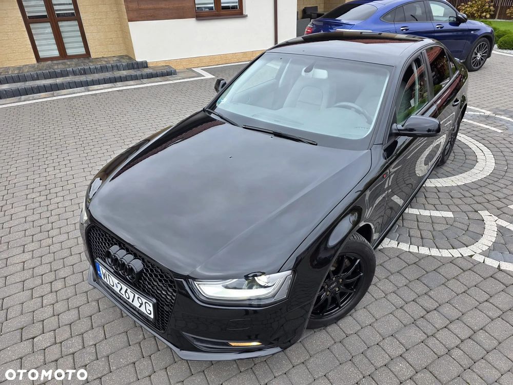 Audi A4 Limousine - 12
