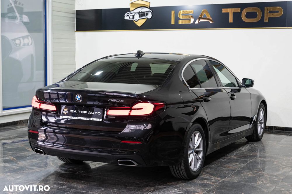 BMW Seria 5 520d Aut. Luxury Line - 37