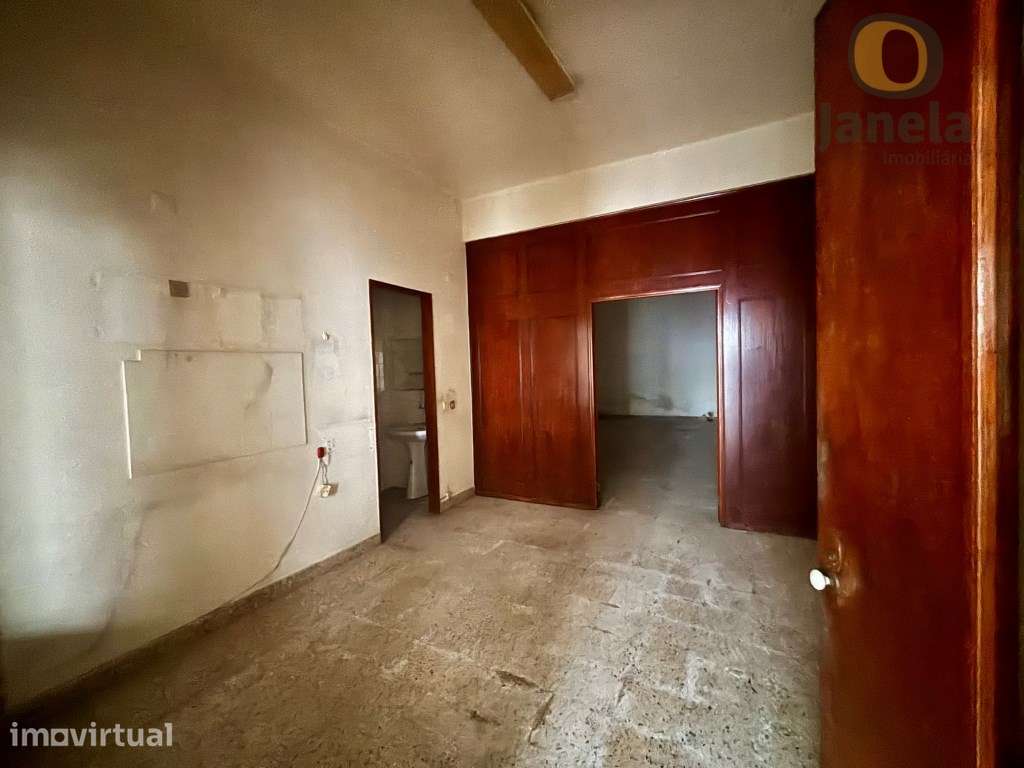 Oportunidade Única de Investimento no Centro de Faro - Edifício com... - Grande imagem: 3/17