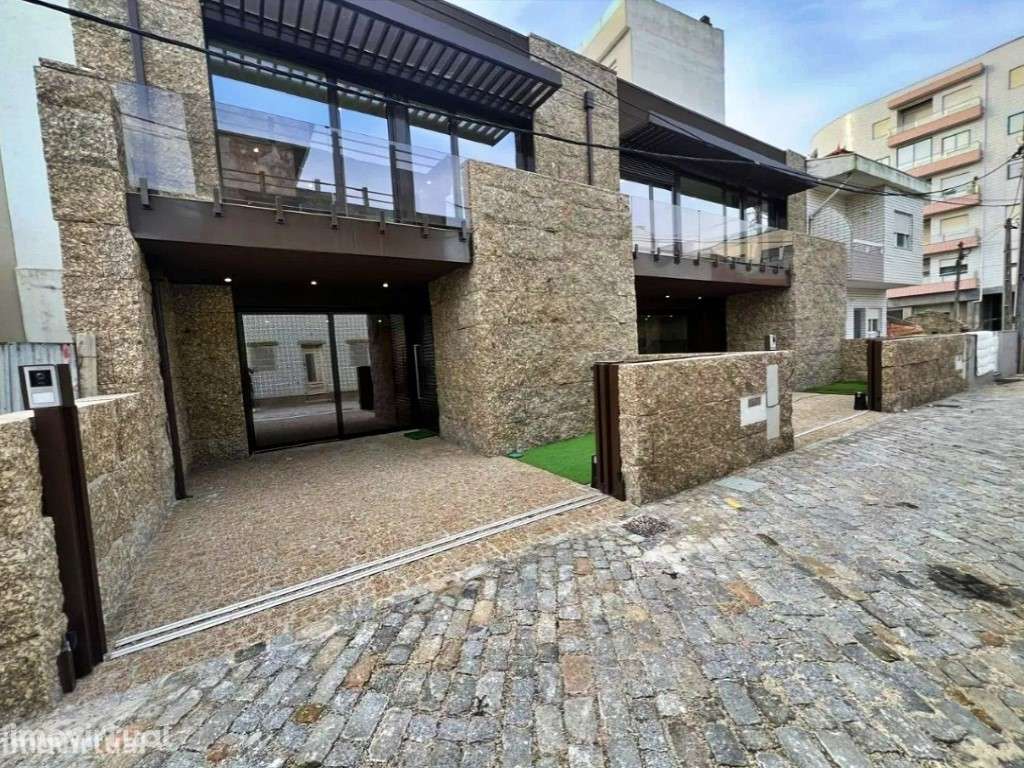 Moradia T2 nova junto ao mar - Grande imagem: 2/10