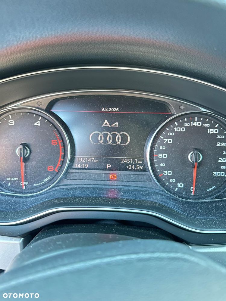 Audi A4 Avant 35 TDI S tronic - 12